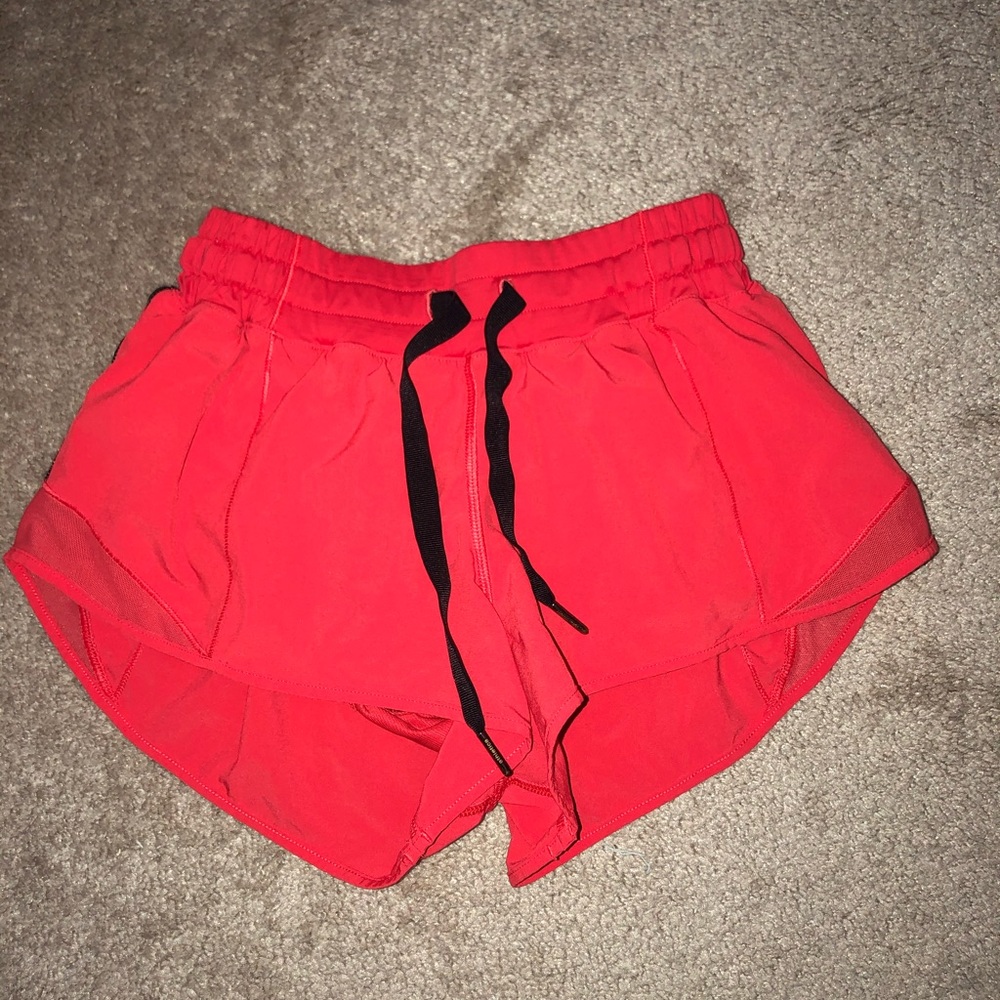Lululemon Hotty Hot Size 4 Red